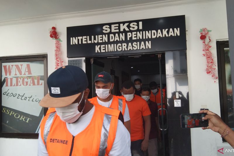 Imigrasi Denpasar tangkap WNA Ukraina jadi kasir dengan izin investor