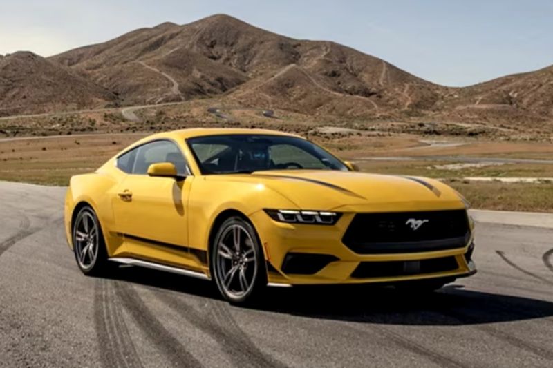 Ford tarik 4.600 Mustang 2024 karena masalah suspensi belakang 