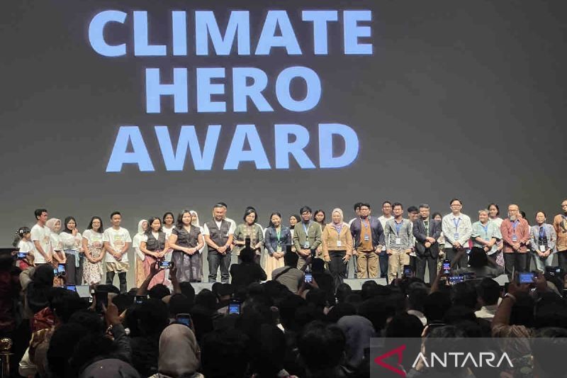 Menkeu Sri Mulyani terima "Climate Hero Award"