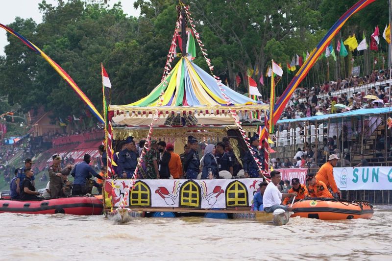 Festival pacu jalur masuk Kalender Event Nasional 2024 