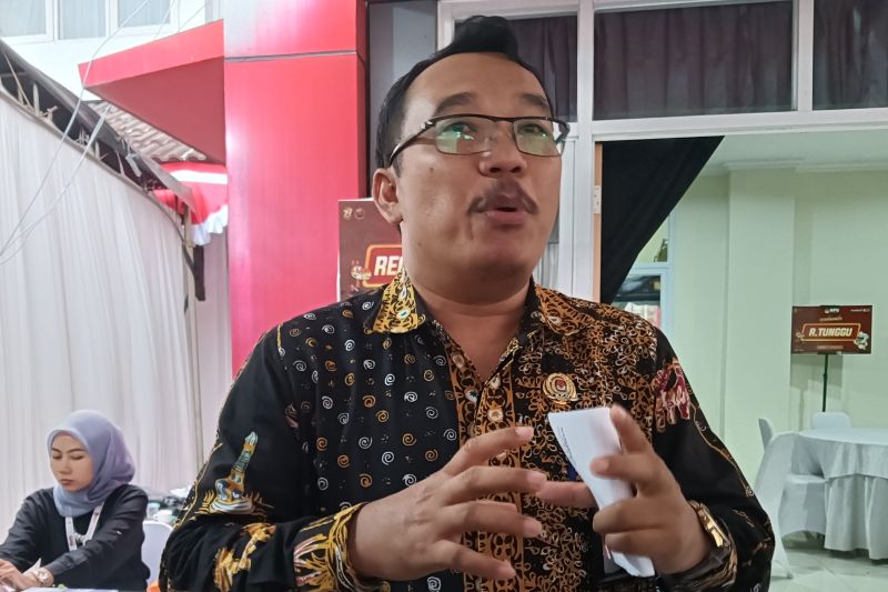 KPU Kota Semarang baru terima satu pasangan calon mendaftar