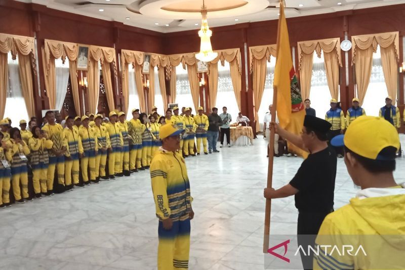 Gubernur Kalsel lepas kontingen PON ke Aceh-Sumut 2024