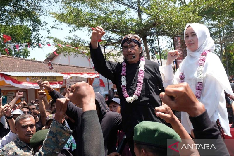 Kades dan dokter gigi maju ke Pilbup Temanggung