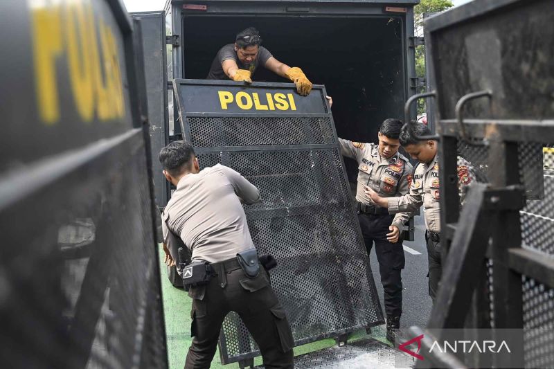 Ribuan polisi disiagakan jelang pendaftaran bakal cagub/cawagub DKI Jakarta