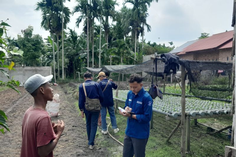 Unja terapkan "smart farming" berbasis PLTS pada kelompok tani Jambi