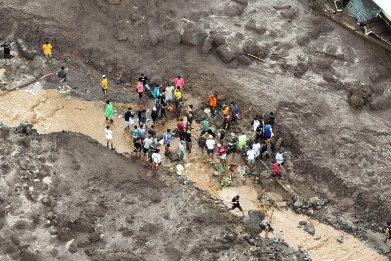 Tim gabungan normalisasi aliran Sungai Rua Ternate