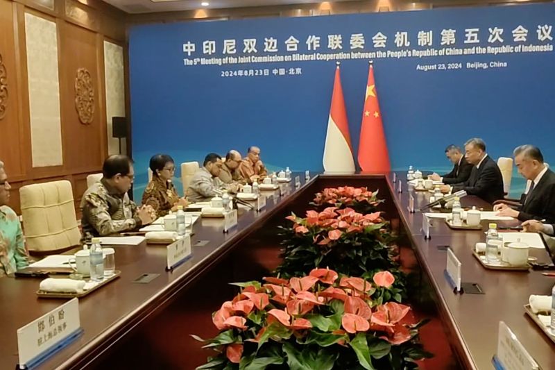 Bertemu Menlu China di Beijing, Menlu Retno ungkap kemajuan ekonomi