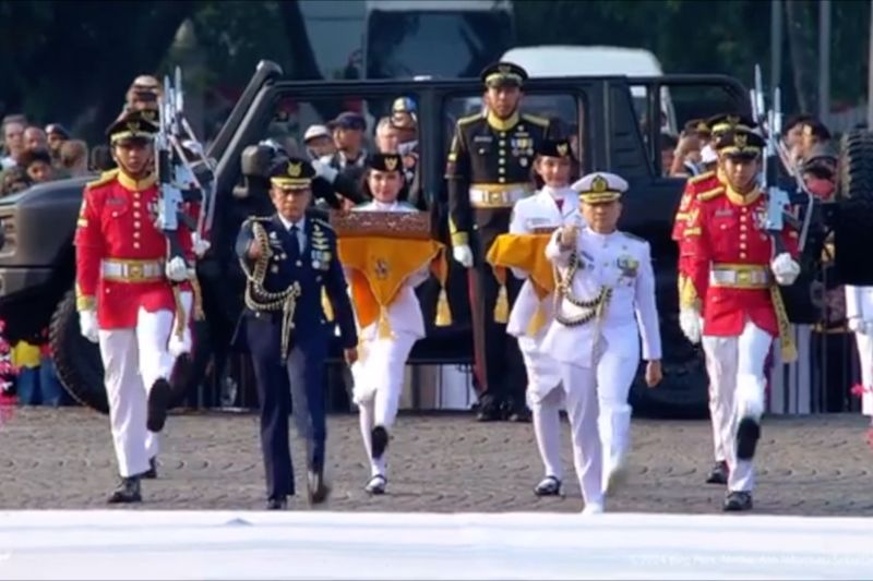 Kirab Bendera Pusaka telah tiba di Monas