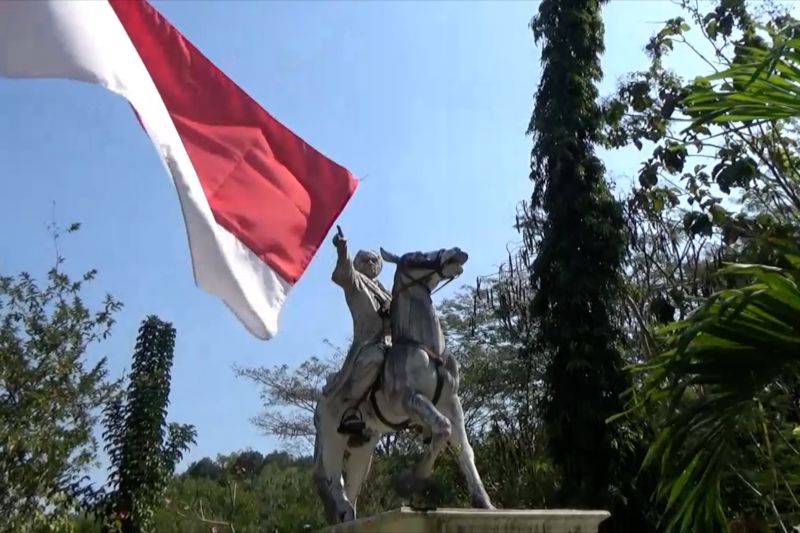 Napak tilas kepahlawanan Diponegoro dari Tegalrejo dan Selarong