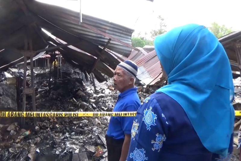 Pemkab Ngawi relokasi kios pedagang Pasar Gentong yang terbakar