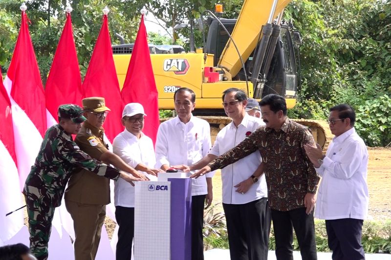 Presiden Jokowi sebut ratusan investor berminat tanam modal di IKN