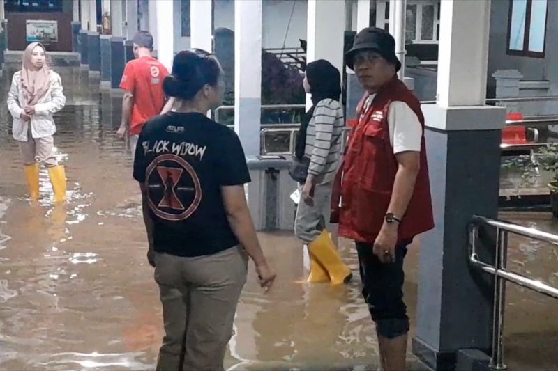 Rumah Sakit Anutapura Palu terendam banjir