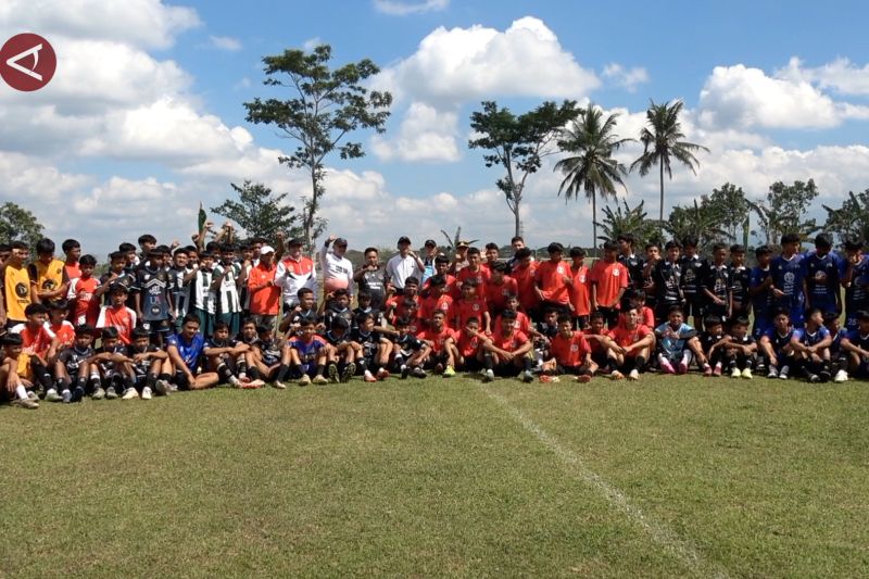 Kodim 0818 gelar Dandim Cup U-15 dalam rangka pembinaan atlet muda