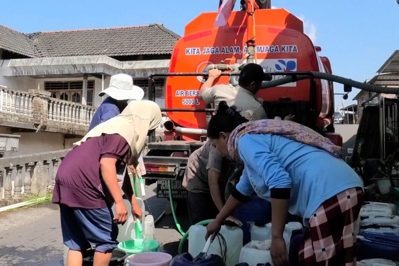 Siapkan 115 tangki, BPBD Temanggung mulai drop air bersih