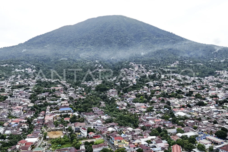 BMKG imbau warga empat titik di Ternate siaga bencana