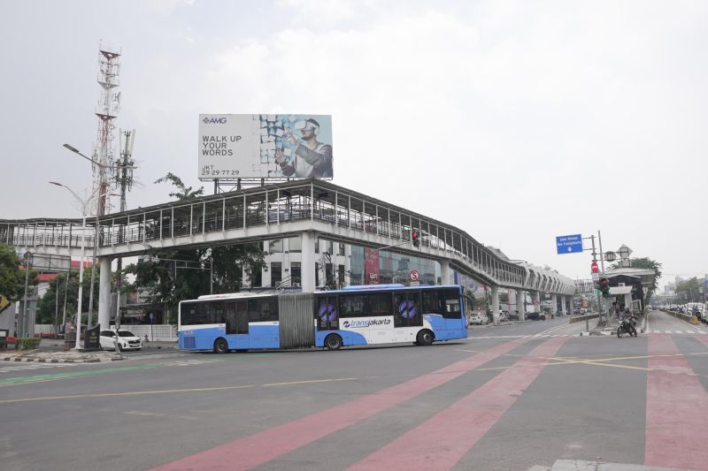 TransJakarta kembali operasikan Halte Velodrome yang dilengkapi wifi 