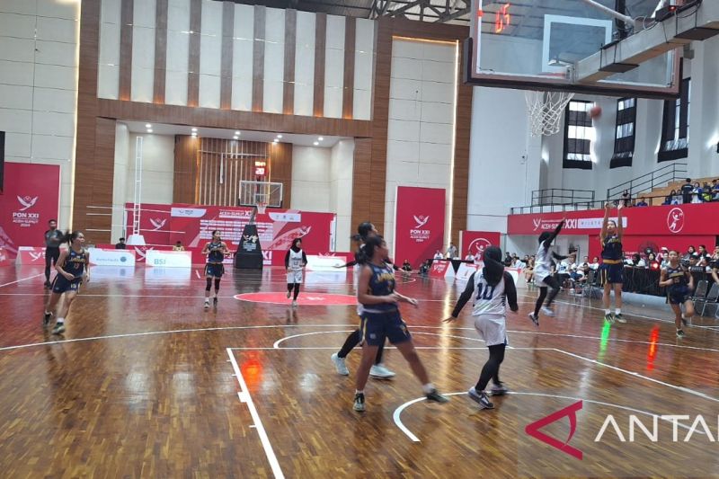 Bola Basket-Jabar benam harapan tuan rumah PON XXI Aceh-Sumut