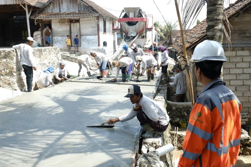 SIG dukung pembangunan jalan desa di Jawa Tengah