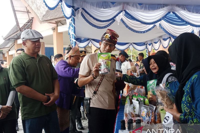 Menparekraf upayakan penerbangan internasional langsung ke Belitung