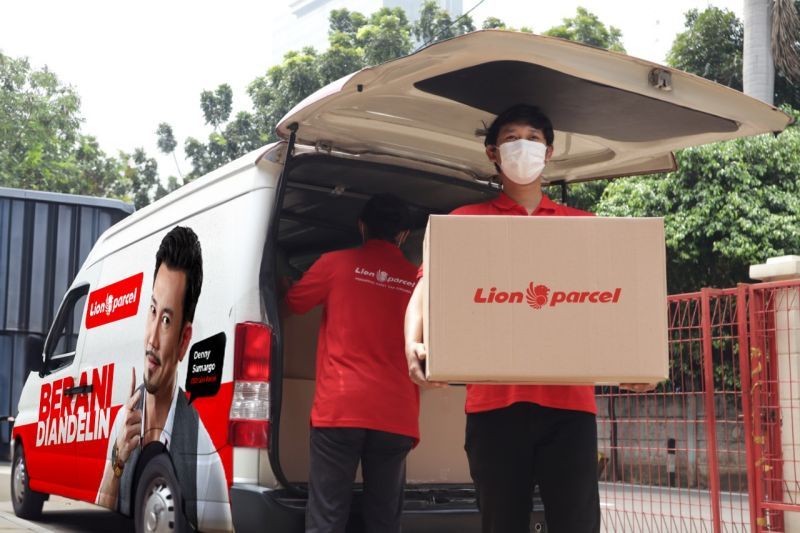 berapa-tarif-ongkir-paket-di-semua-ekspedisi-indonesia-cek-di-sini