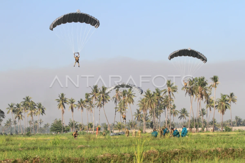 Terjun payung Super Garuda Shield