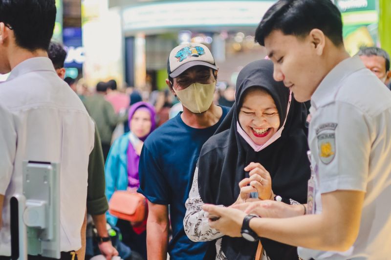 Jadwal kereta api dari Stasiun Gambir, beserta harga tiketnya