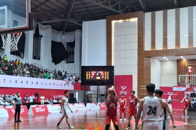 Basket - Tim putra Jakarta sudahi perlawanan Jatim 86-59
