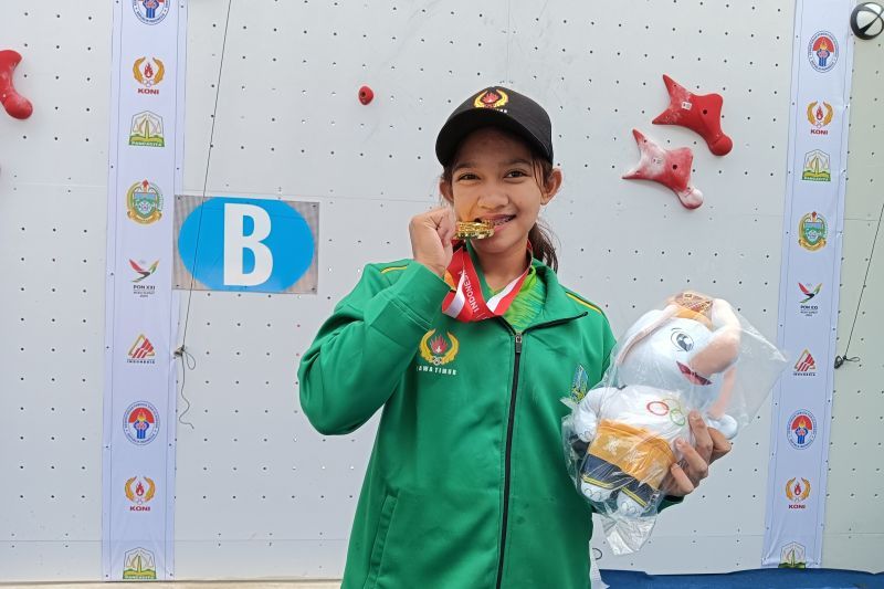 Alma Ariella sumbang satu emas panjat tebing untuk Jawa Timur