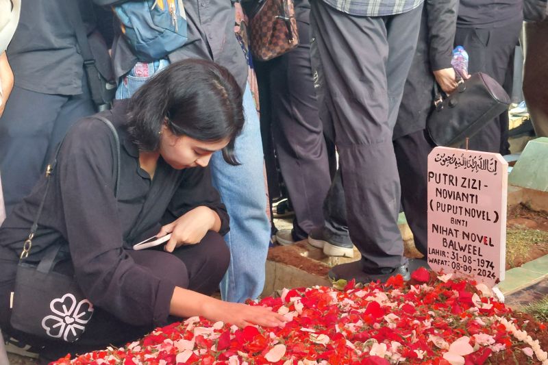 Chintami Atmanagara kenang Puput Novel sosok ramah dan baik hati