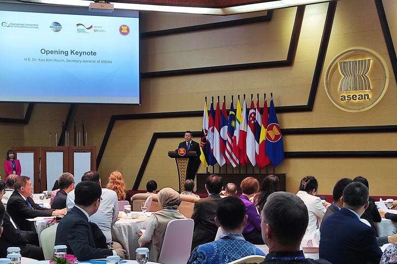 Sekjen Kao Kim Hourn secara resmi membuka ASEAN Think Tanks Summit