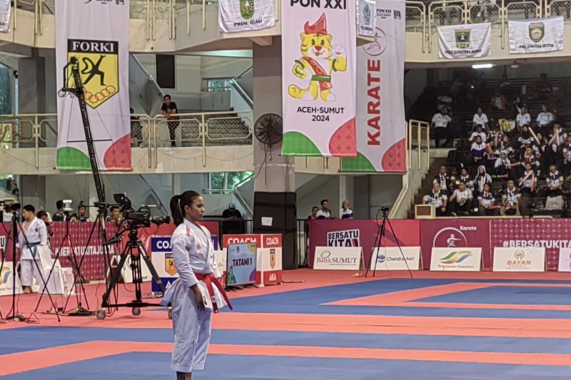 Karate - Krisda Aulia pertahankan medali emas kata perorangan putri