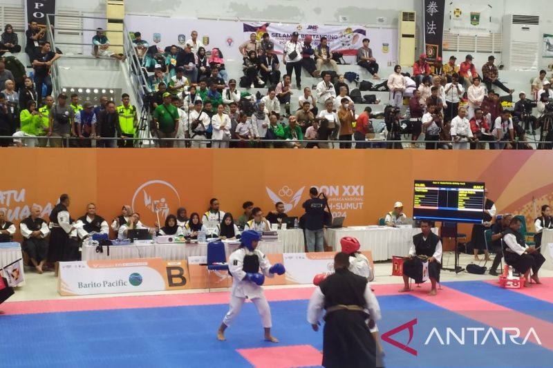 Kempo - Kenshi putri Jawa Timur tersisih perdana di PON Aceh-Sumut