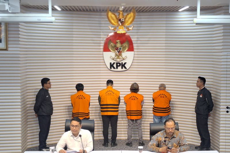 KPK tetapkan lima tersangka korupsi pengadaan tanah di Rorotan