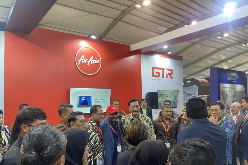 Menkomarves temui bos AirAsia bahas isu avtur mahal di BIAS 2024