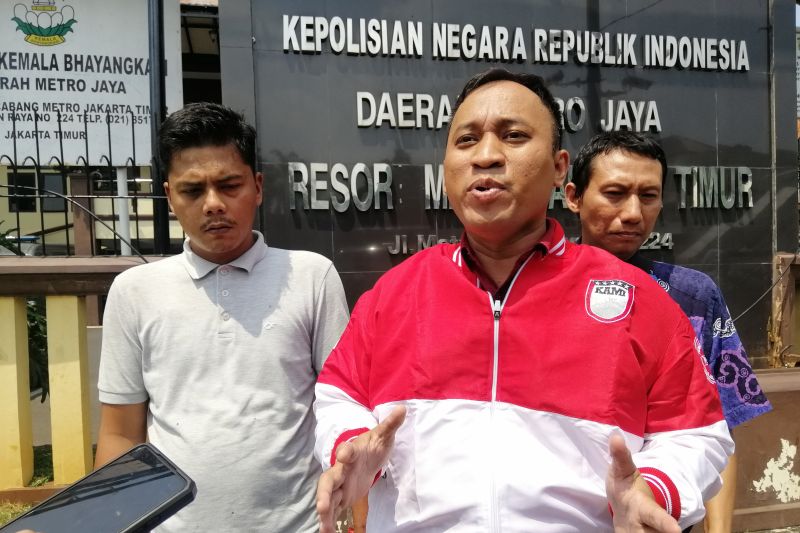 Korban pengeroyokan jual beli mobil laporkan penjual ke polisi