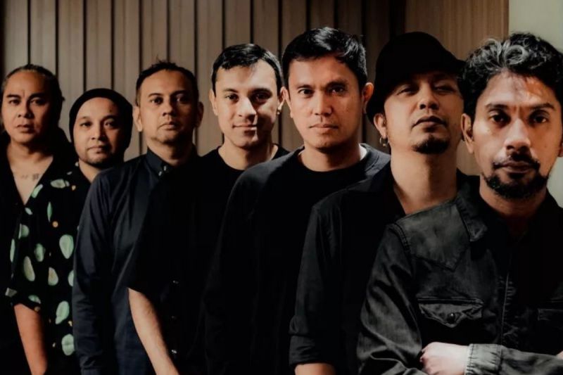 Lirik lagu Element "Rahasia Hati" dari album "Paradoks"