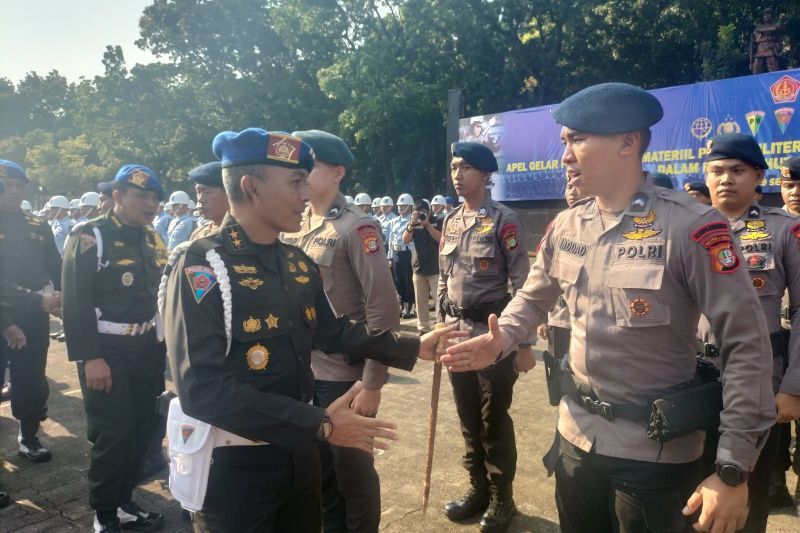 Danpuspom ingatkan jajaran bertugas secara humanis saat acara HUT TNI