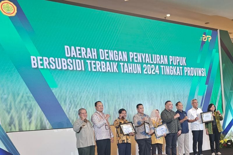 Dinas TPHBun Sulsel raih penghargaan dari Kementan 