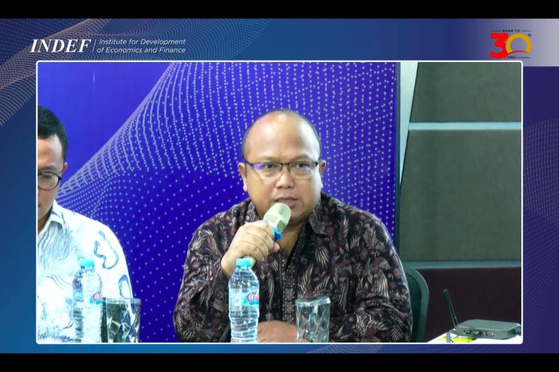 Indef rekomendasikan revisi PP 28/2024 terkait rokok