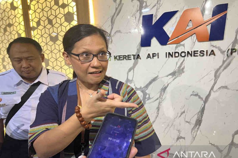 KAI sebut rutin sosialisasi soal bahaya bermain di rel kereta api