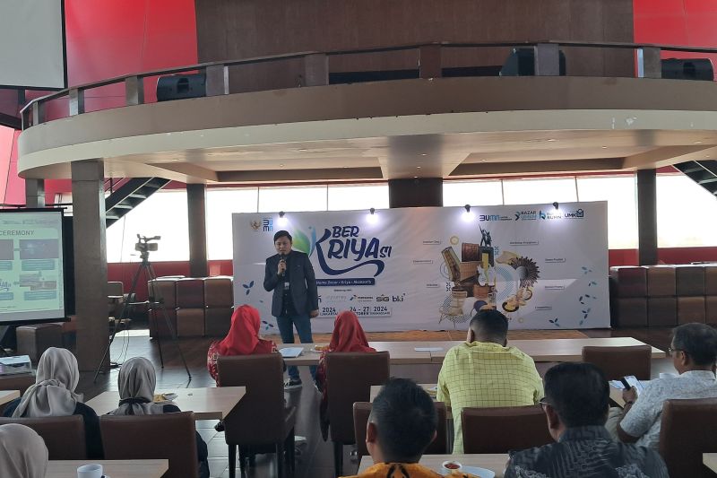 Kementerian BUMN pamerkan produk kriya unggulan di Makassar