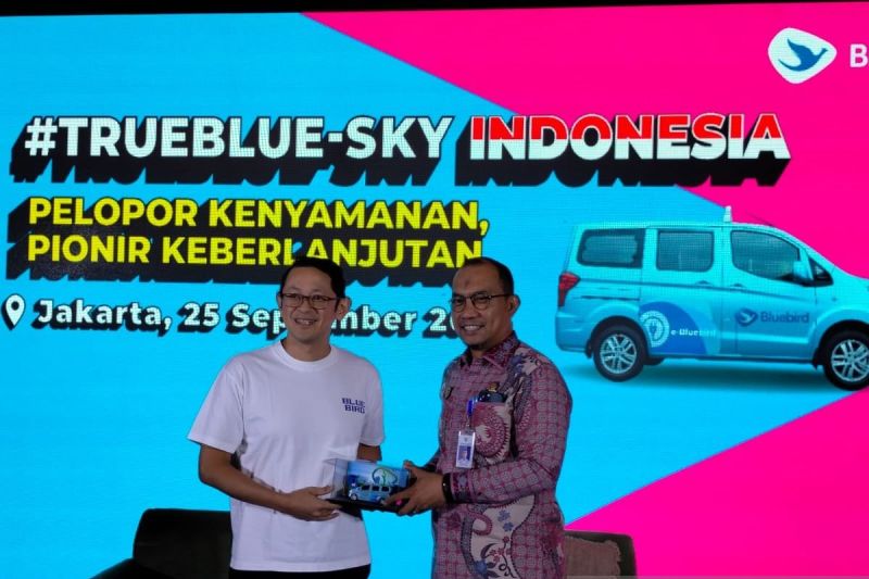 Mobilitas berkelanjutan, Bluebird luncurkan kampanye TrueBlue-Sky