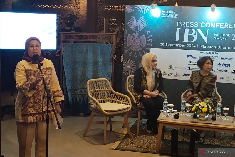 Kemenperin sebut industri batik menyerap 200 ribu tenaga kerja