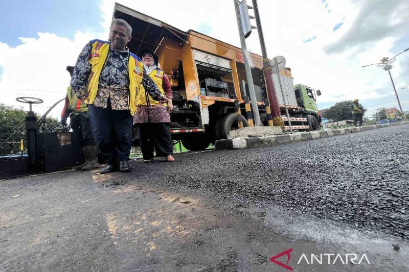 Babel terapkan pelapisan jalan "microsurfacing" pertama di Indonesia