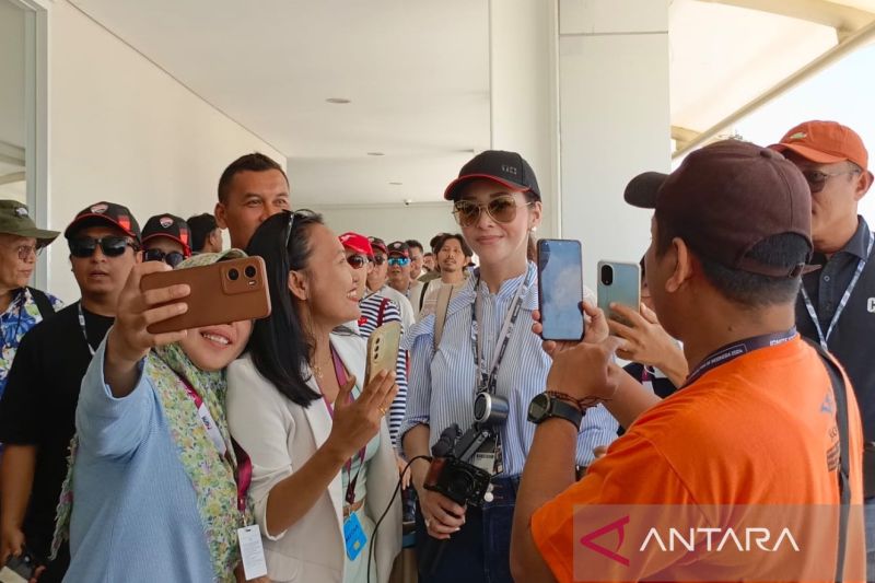 Kemarin Hengki Kawilarang meninggal, Maia tak ikut unduh mantu