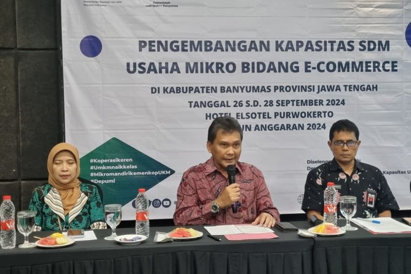 kemenkop-ukm-tingkatkan-daya-saing-usaha-mikro-lewat-pelatihan-digital