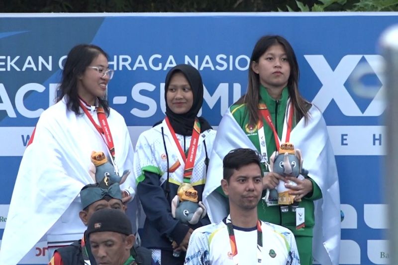 Az-Zahra pertahankan medali emas selam kolam 100 meter bifins PON XXI