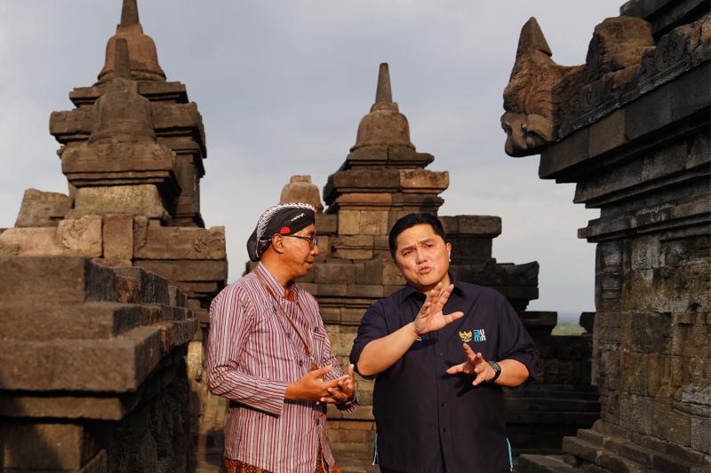 erick-thohir-pastikan-borobudur-dikelola-berbasis-budaya-dan-edukasi