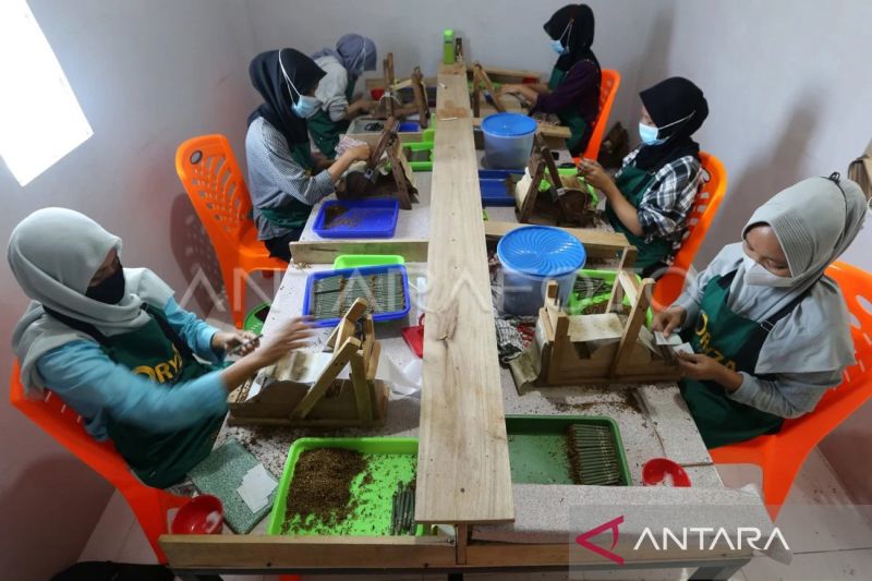 Asosiasi khawatirkan aturan kemasan rokok polos picu produk ilegal