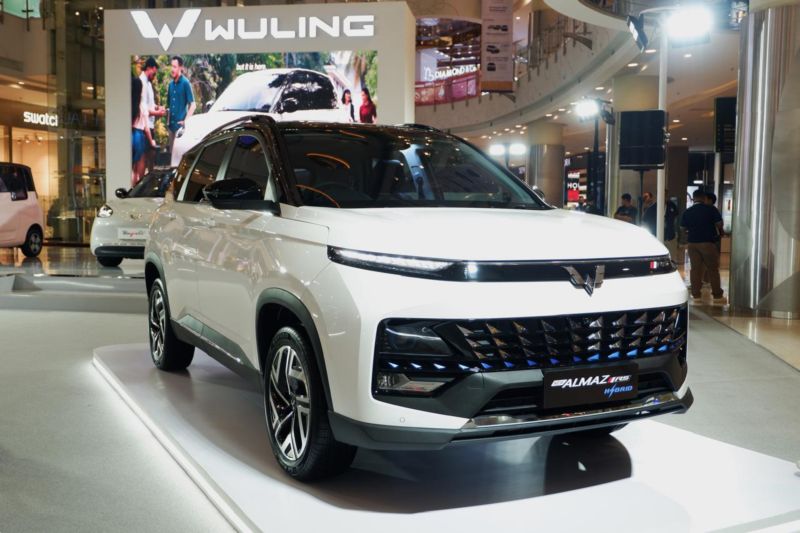 wuling-hadirkan-octofest-bagi-konsumen